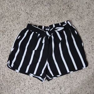 VENUS Black and White Striped Shorts With Front Tie Size S NWOT